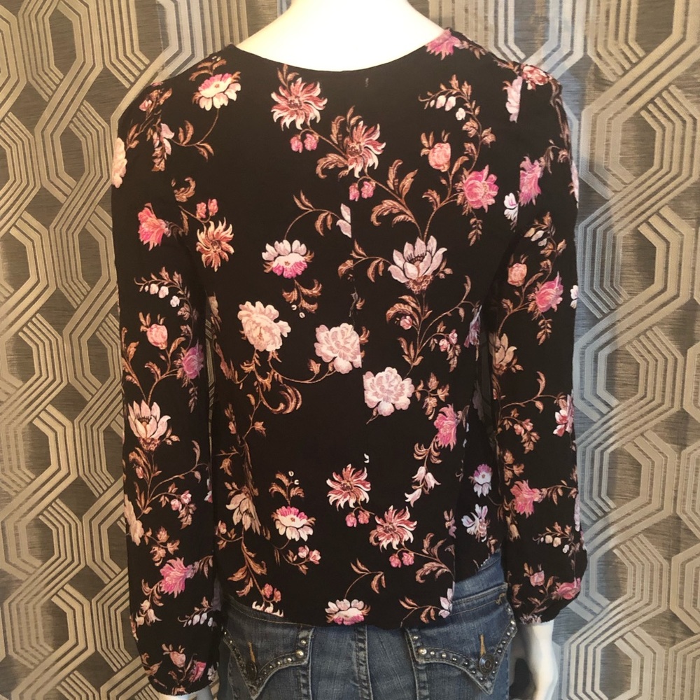 Loverfire Blouse - Picture 2 of 4